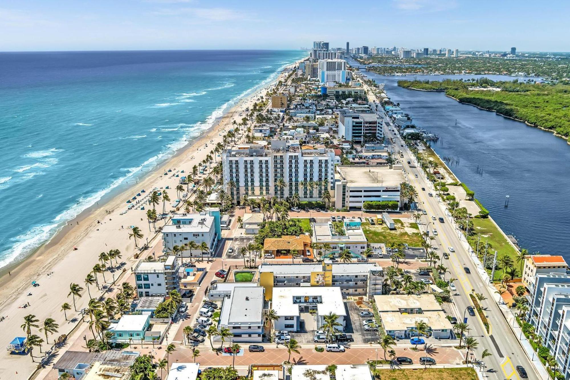 Beachfront & Pool Near Marriott Hollywood Beach Εξωτερικό φωτογραφία