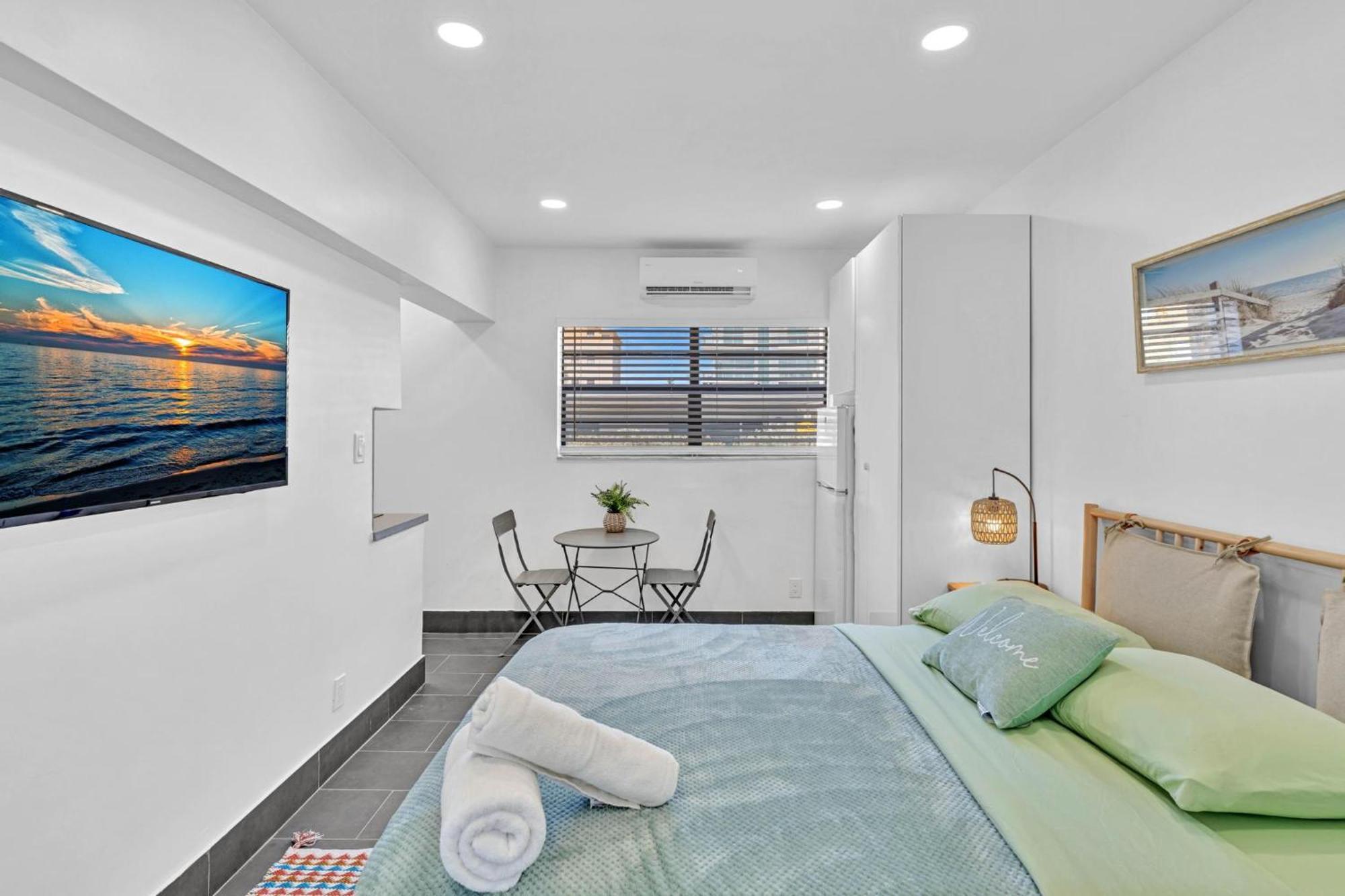 Beachfront & Pool Near Marriott Hollywood Beach Εξωτερικό φωτογραφία